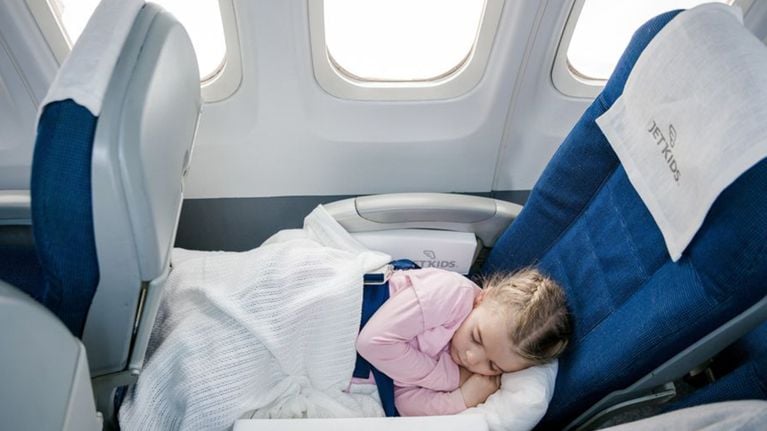 5 Best Toddler Travel Beds to Tote on Your Next Vacation
