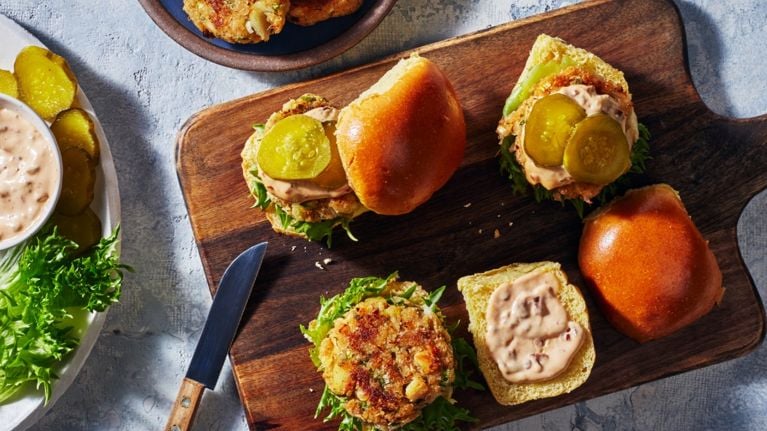 Seafood swap series: Crispy chipotle air fryer crab cake sliders